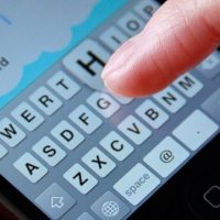 Cara Mematikan Fitur Auto-Koreksi pada Keyboard Android