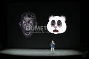 Supermoji, Pengancam atau Peramai Tren Animoji Pada Smartphone
